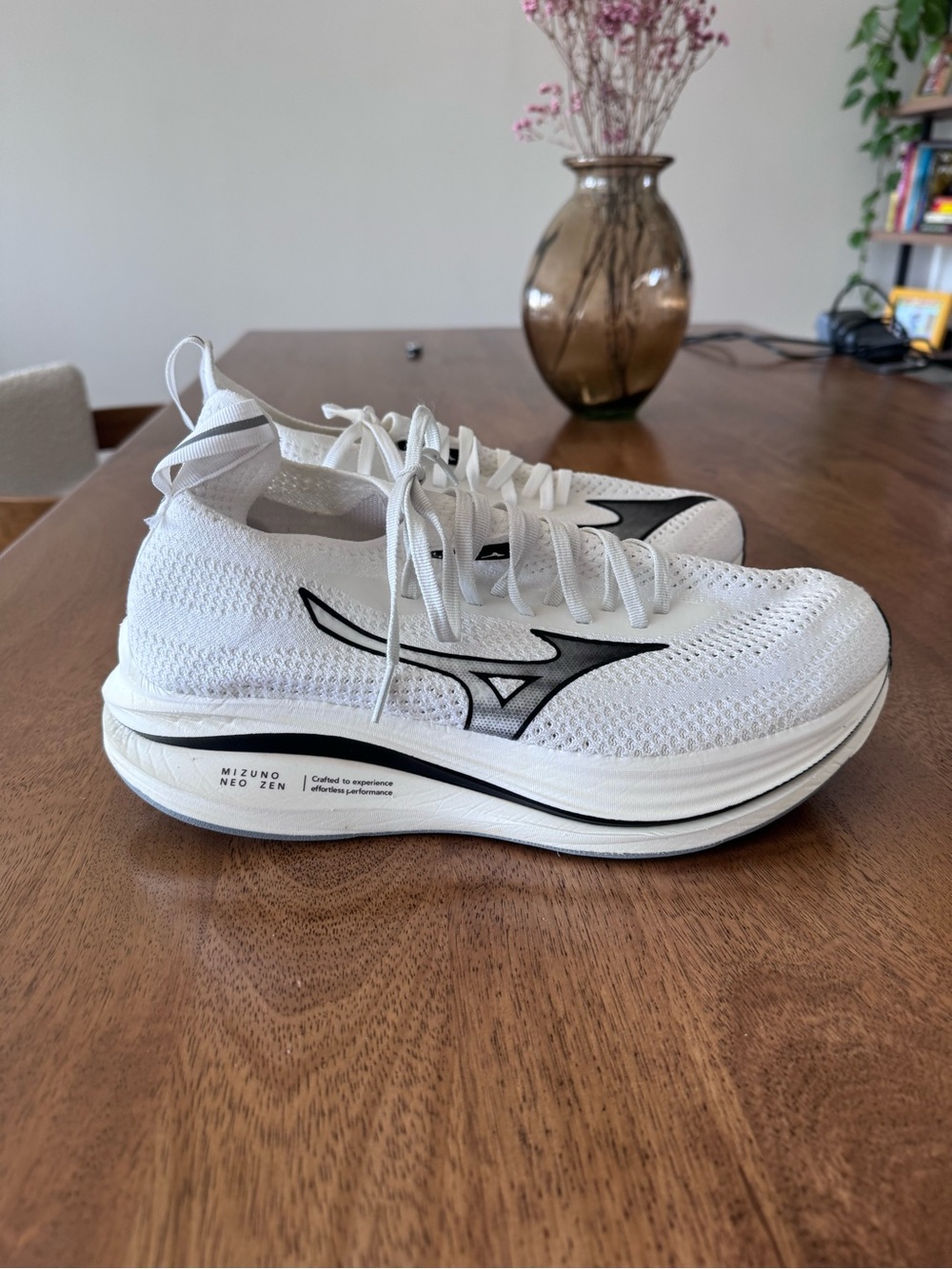 Mizuno Men's White Neo Zen Running Shoes